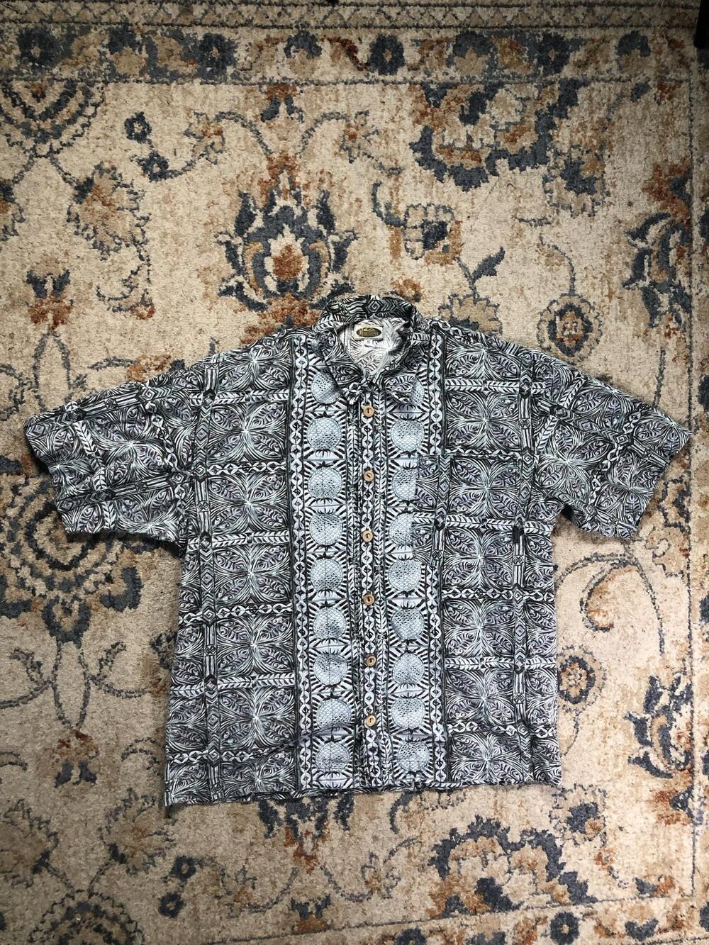Vintage Quiksilver Shirt Mens Small Gray Geometric Short Sleeve Button Up USA